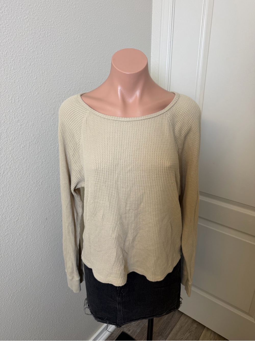 Universal Thread Cream Waffle Long Sleeve Tee